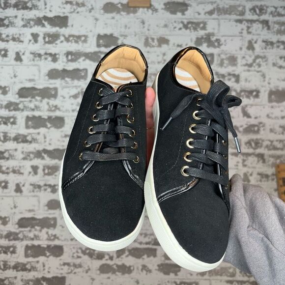 Vionic | women black suede lace up flats - Picture 5 of 6